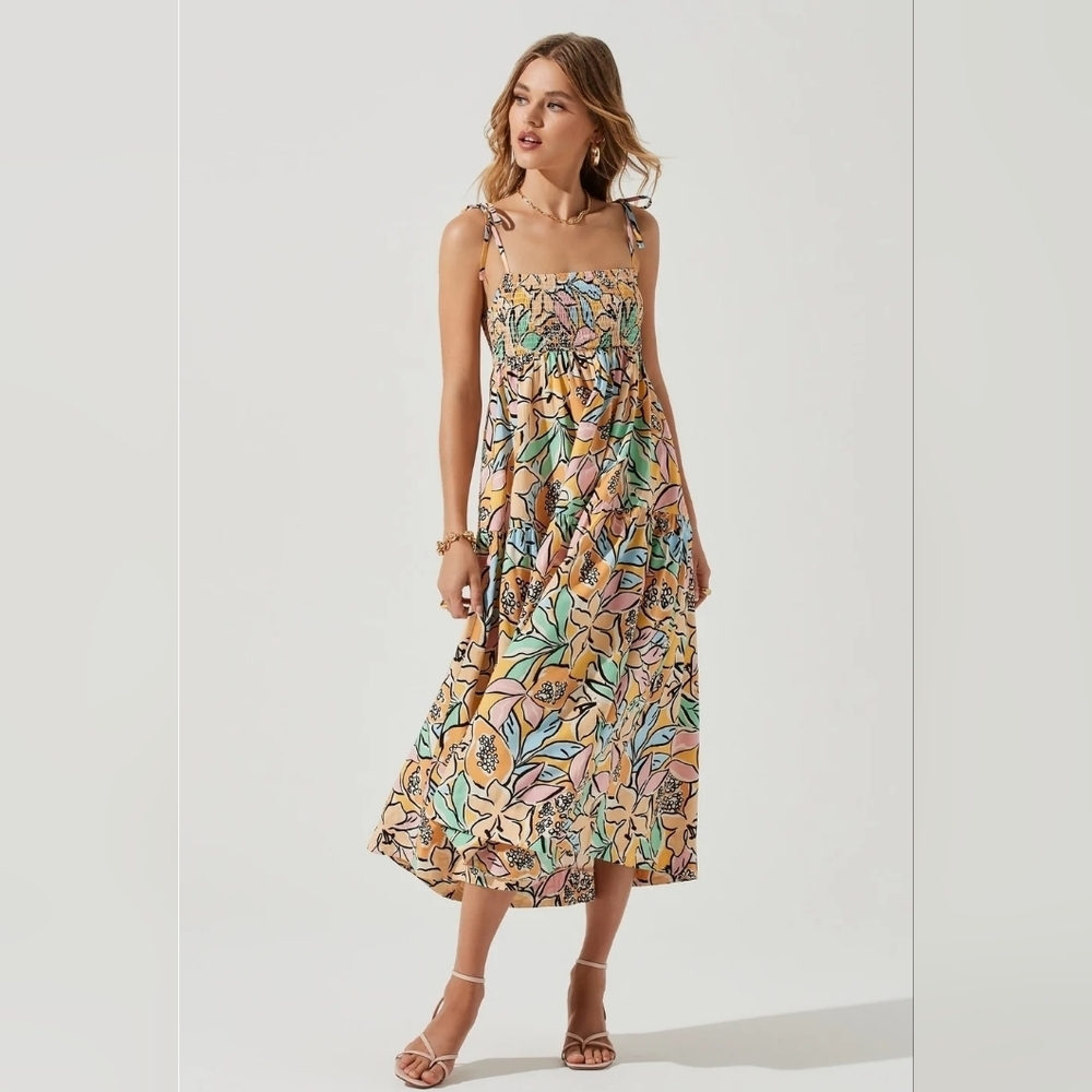Astr Marlene Tropical Midi Dress size M